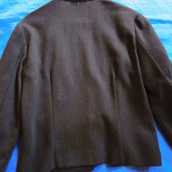 WOMEN'S BLACK TOP-BUTTONS ON THE SIDE-et VOUS-MEDIUM - Picture 11 of 12